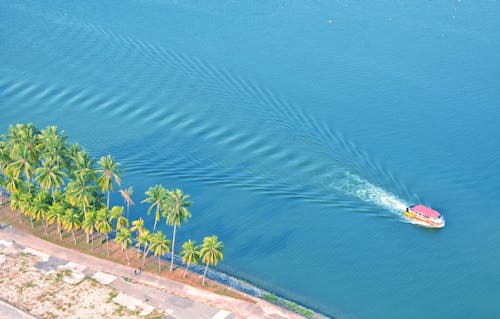 Безкоштовне стокове фото на тему «Аерофотозйомка, берег моря, блакитна вода»