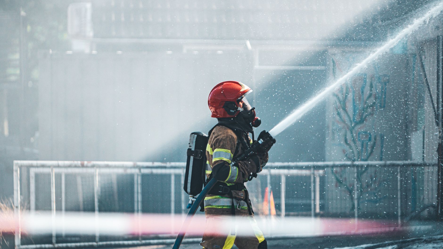 Bermondsey fire diverts Southeastern trains to Victoria, smoke visible across London