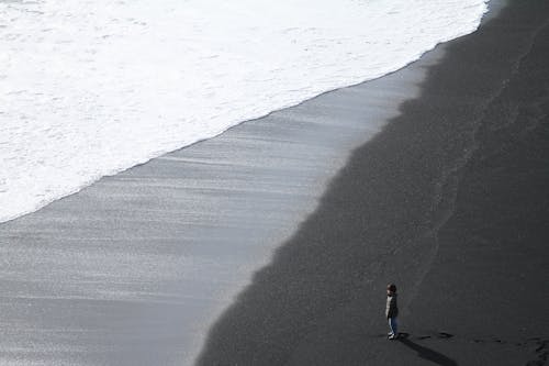 Δωρεάν στοκ φωτογραφιών με ακτή, άμμος, άνθρωπος Φωτογραφία από στοκ φωτογραφιών