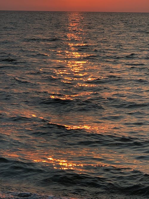 açık hava, deniz, dikey atış içeren Ücretsiz stok fotoğraf