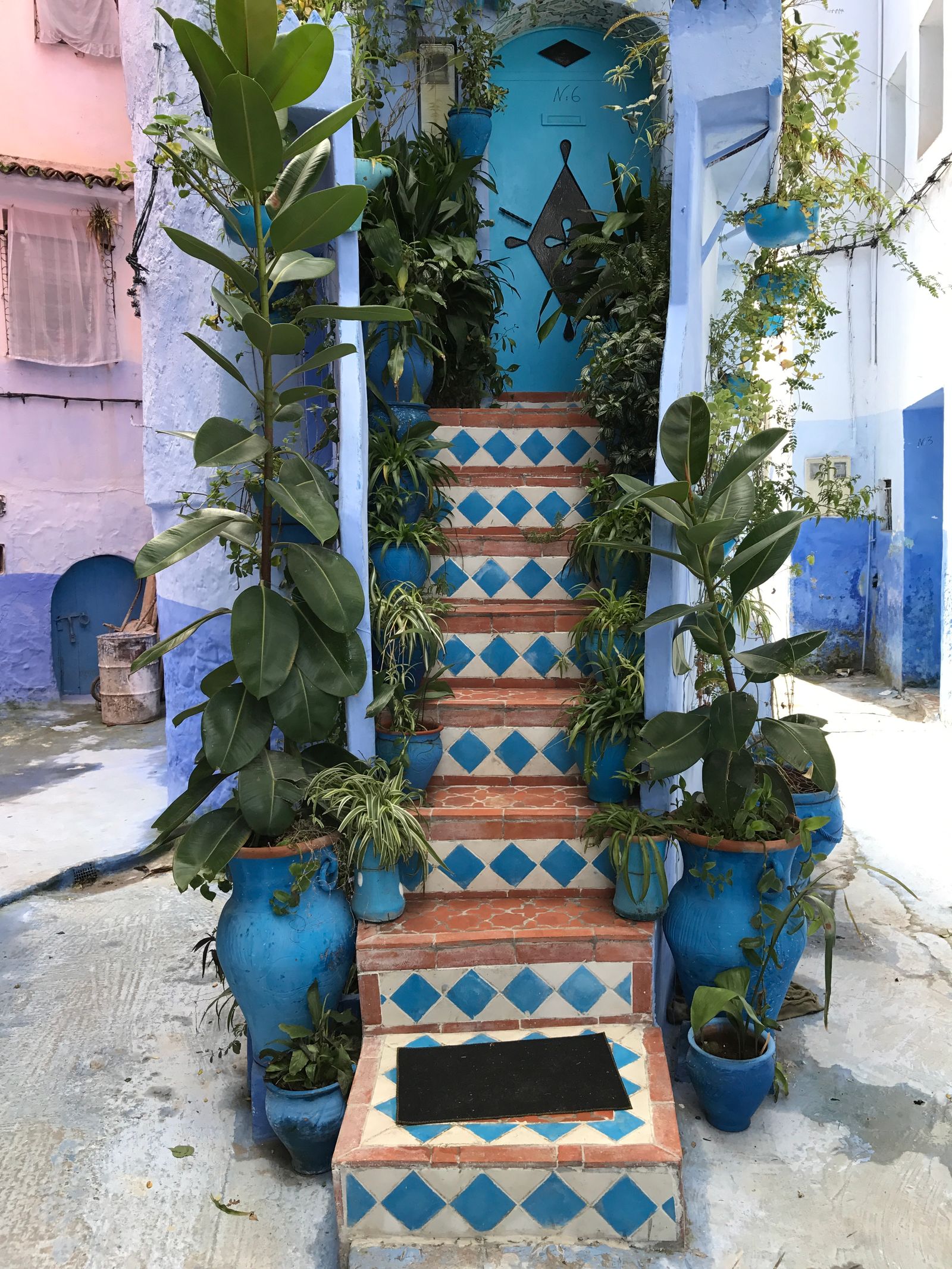 Chefchaouen Travel Guide: The Blue Pearl in 2 Days (2026)