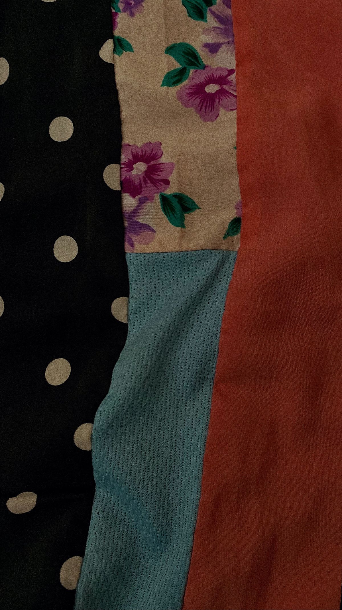 Bunte Stoffmuster und textile Materialien