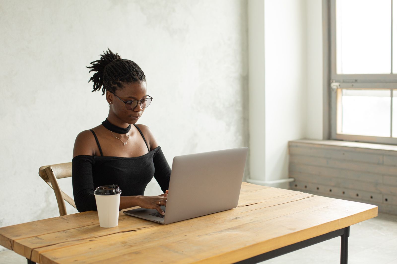How to hire a virtual assistant from Africa (2026 guide)