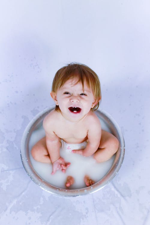 Free Gratis stockfoto met aanbiddelijk, baby, kaukasische baby Stock Photo