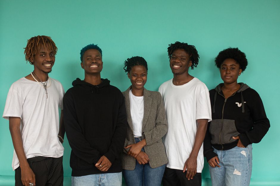a diverse group of people representing a target audience - Online store marketing strategy a diverse group of people representing a target audience - Online store marketing strategy