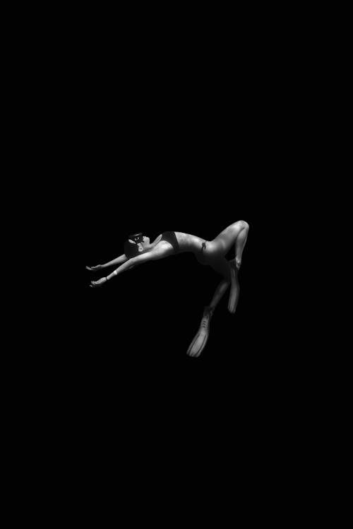 Darmowe zdjęcie z galerii z abstrakcyjny, baletnica, czarne tło
