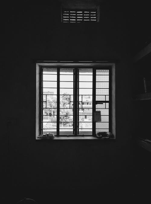 Fotobanka s bezplatnými fotkami na tému čierny a biely, izba, okná