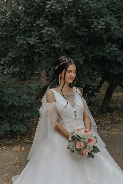 Foto d'estoc gratuïta de arbres, arracada, boda