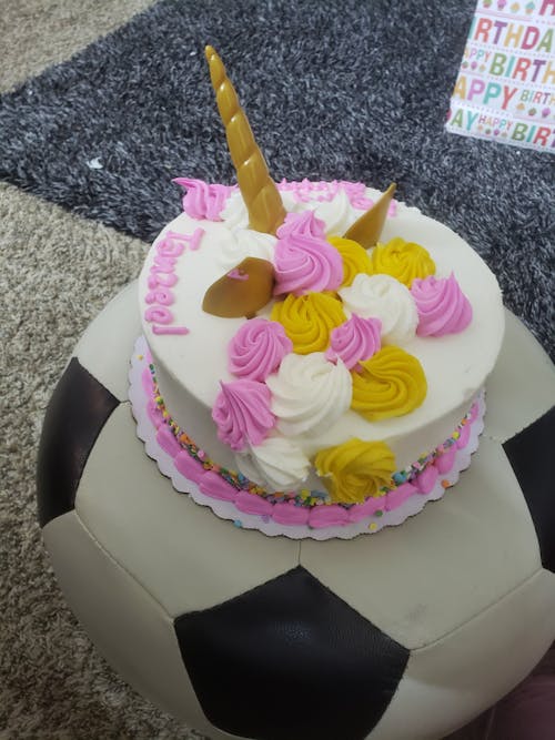 Immagine gratuita di torta di compleanno, torta di unicorno, unicorno