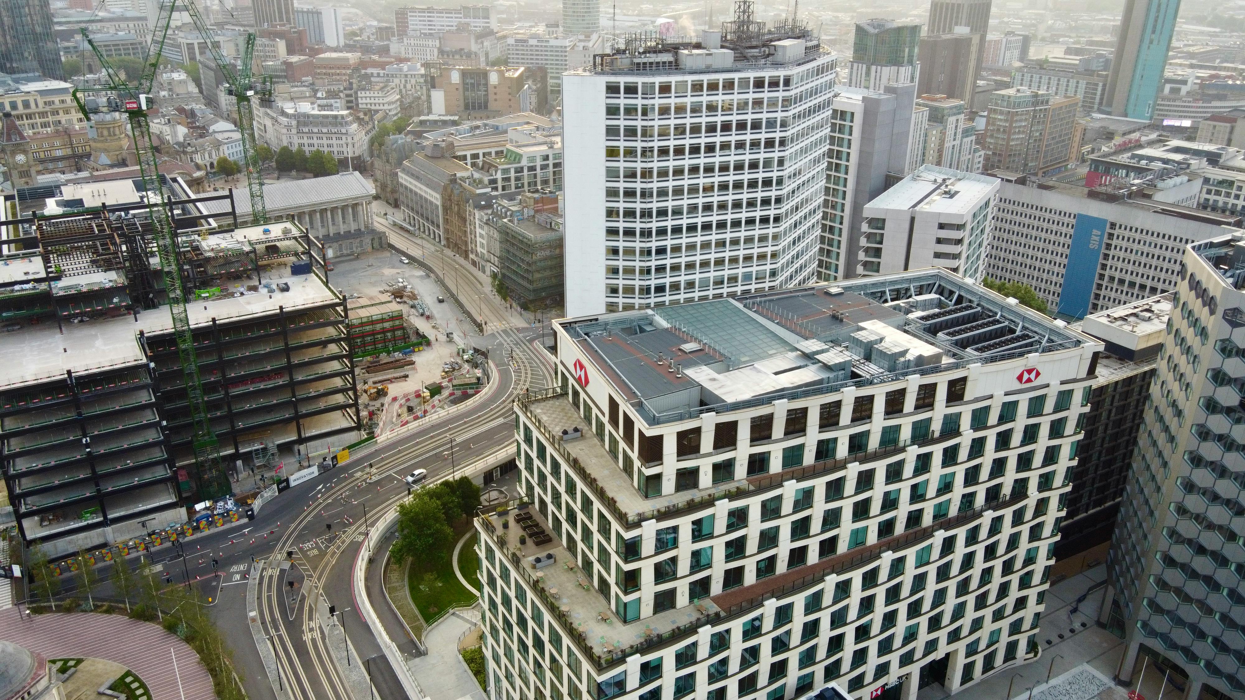 DLA Piper Adds Insurance Finance Partner Fettman in New York — Photo by Richard Hunter-Rice on Pexels