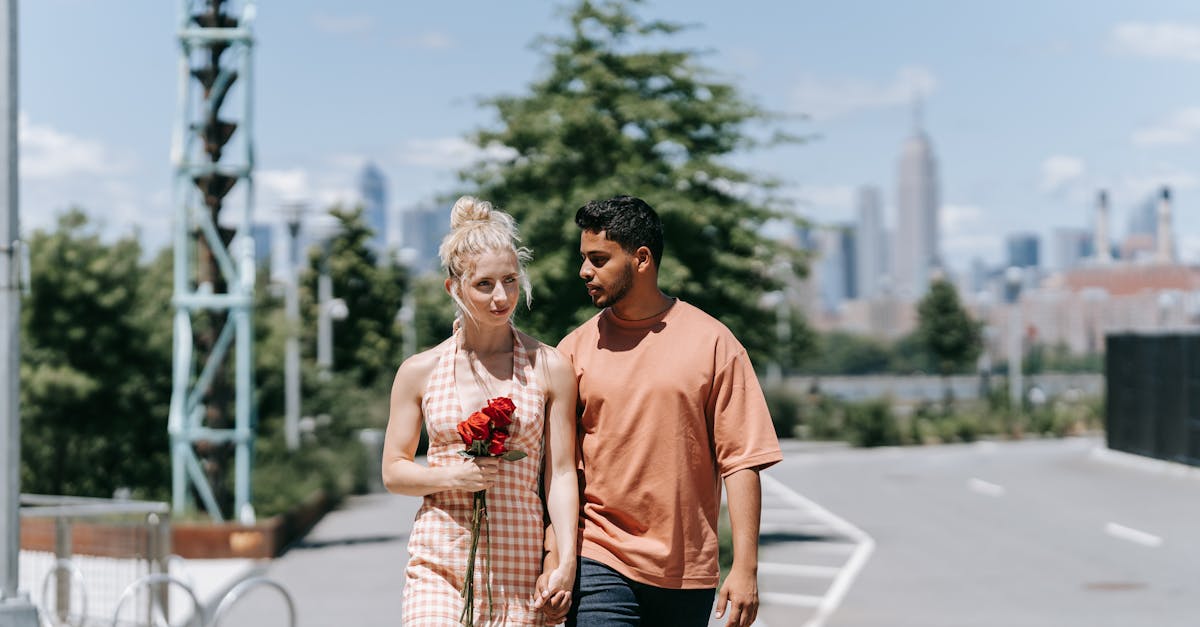 How to dress with shirt and jeans