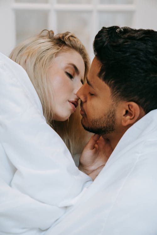 Free Couple About to Kiss Stock Photo