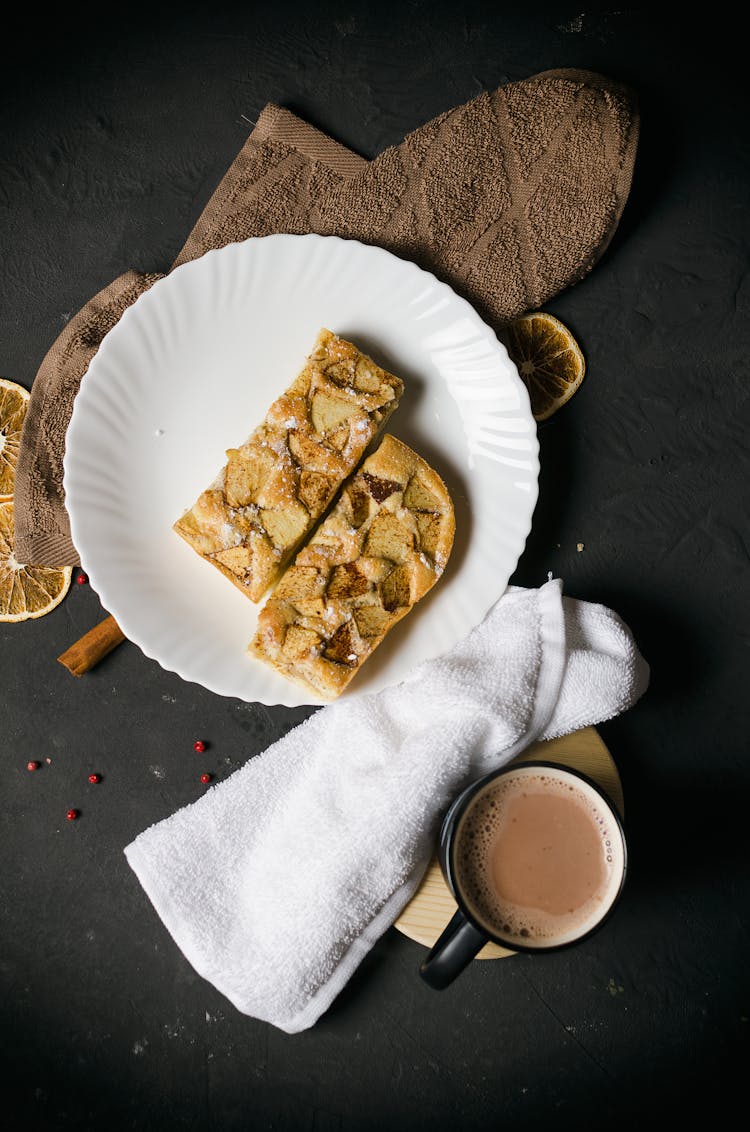 Sliced Baked Apple Cake With Hot Chocolate