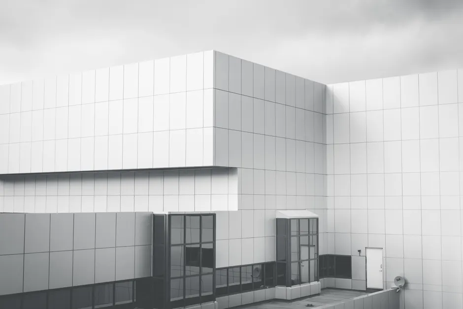 Custom website showcase for architecture and real estate — minimalist modern building facade