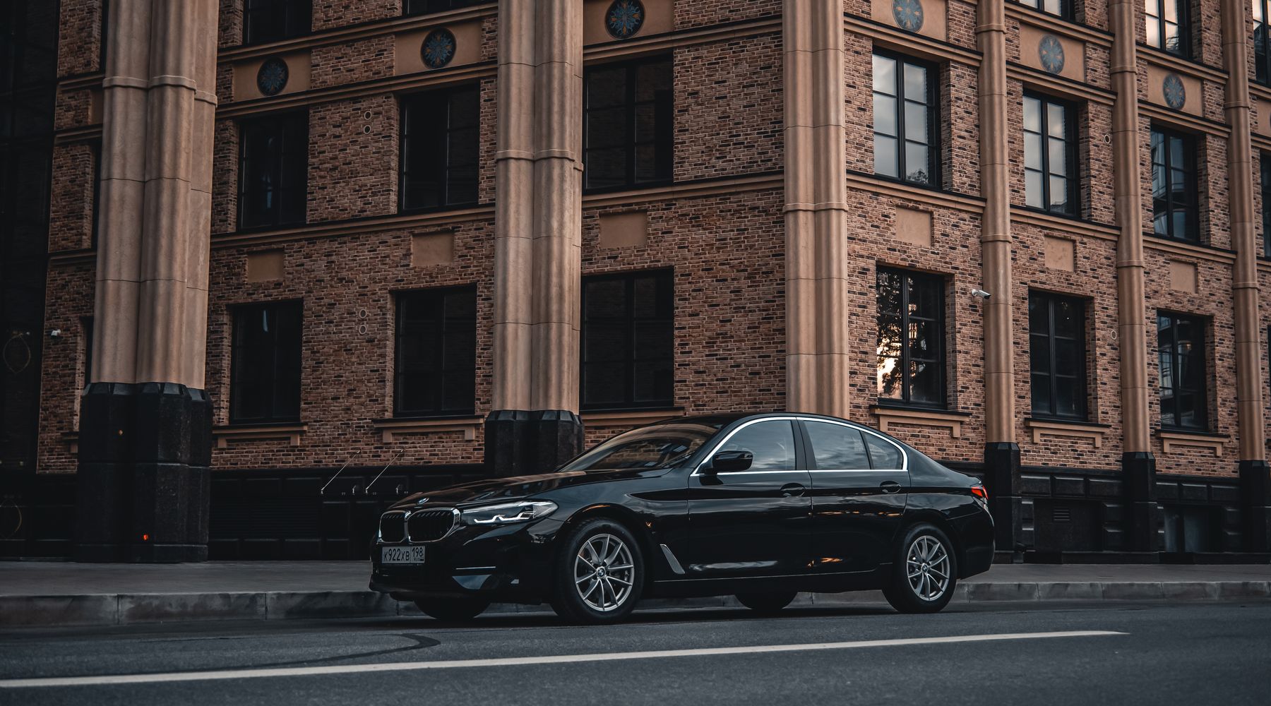 Gulberg III Flagship Showroom car dealership Lahore