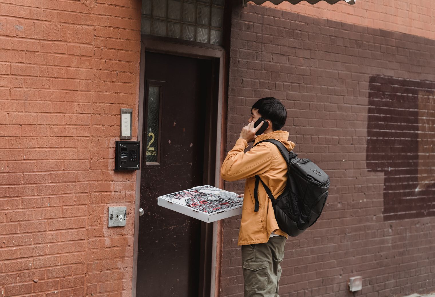 Lower Vagg — movers delivering furniture from a van