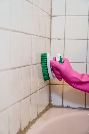 How to Clean Grout Without Bleach (Natural Methods)
