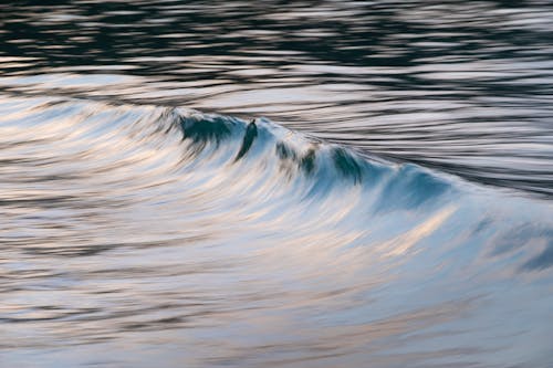 Wave Formation in the Sea Water