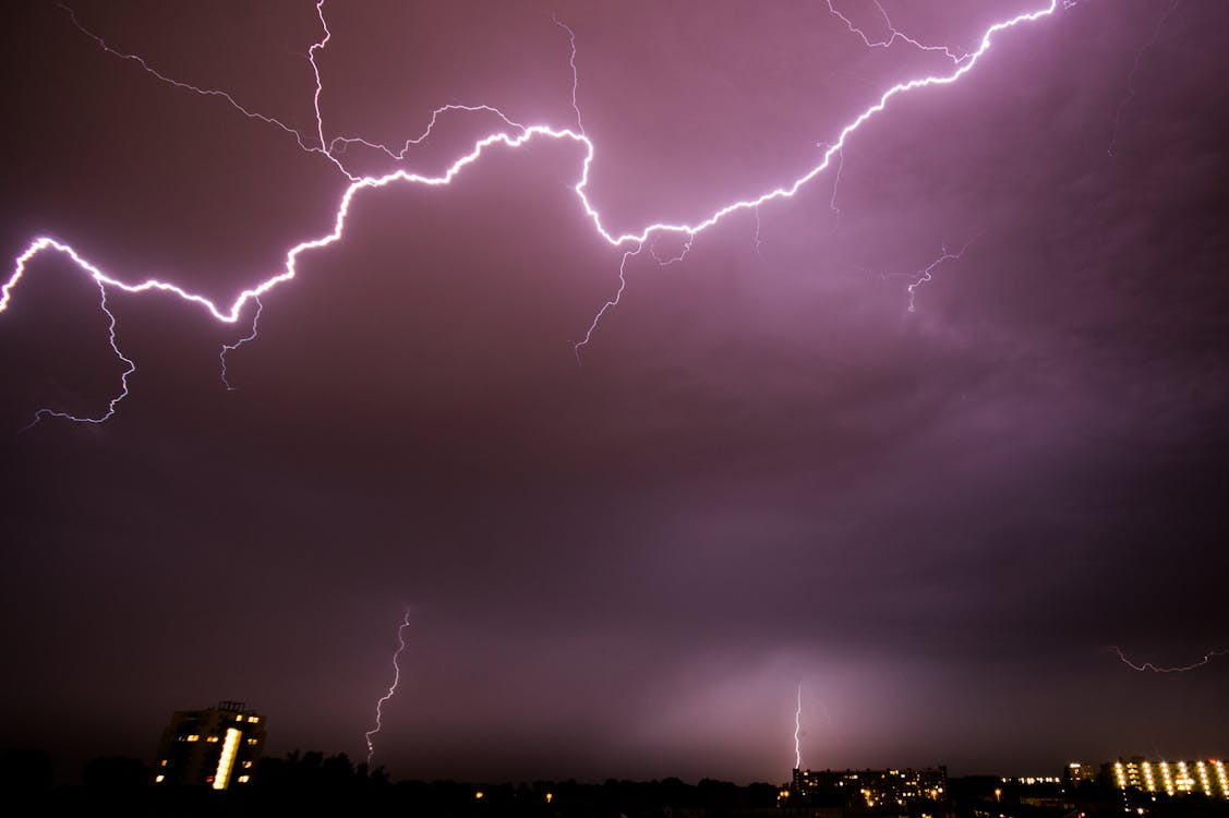 Ingyenes stockfotó esős, felhők, fények témában Stockfotó