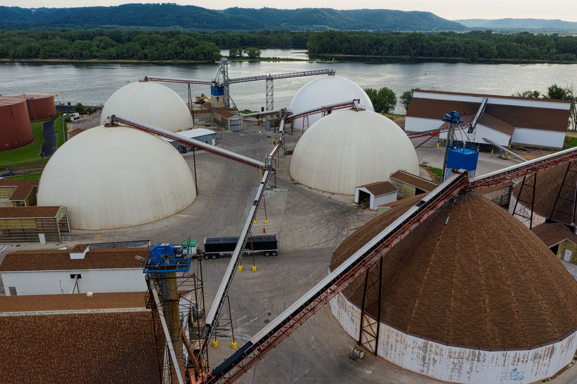 CleanSpark Rockets to 30 EH/s, Mississippi Deal Fuels Bitcoin Mining Surge