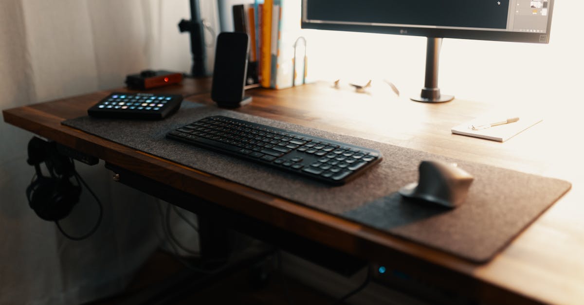 Guide to Setting Up a High-Tech Home Office