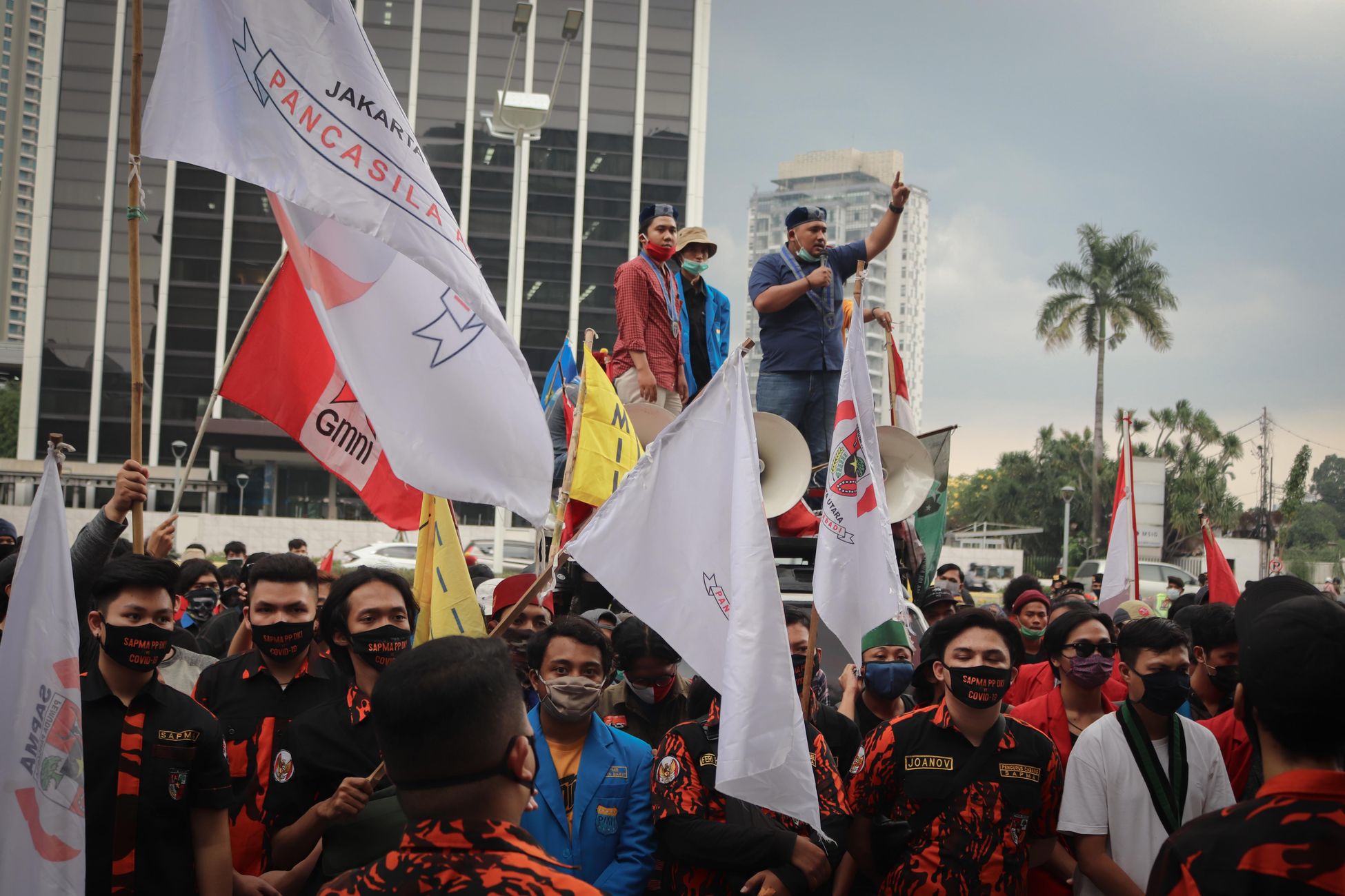 How To Build Back a Strong Union Movement