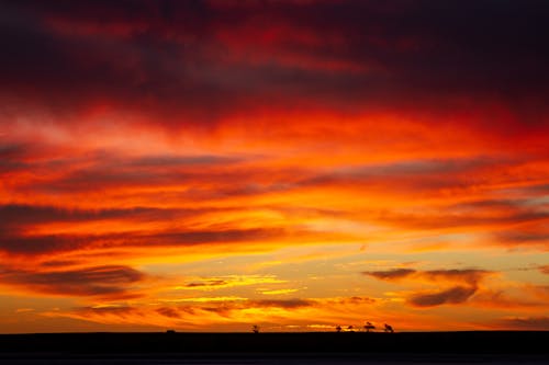 Free A Scenic Sky with Colorful Clouds Over the Horizon Stock Photo