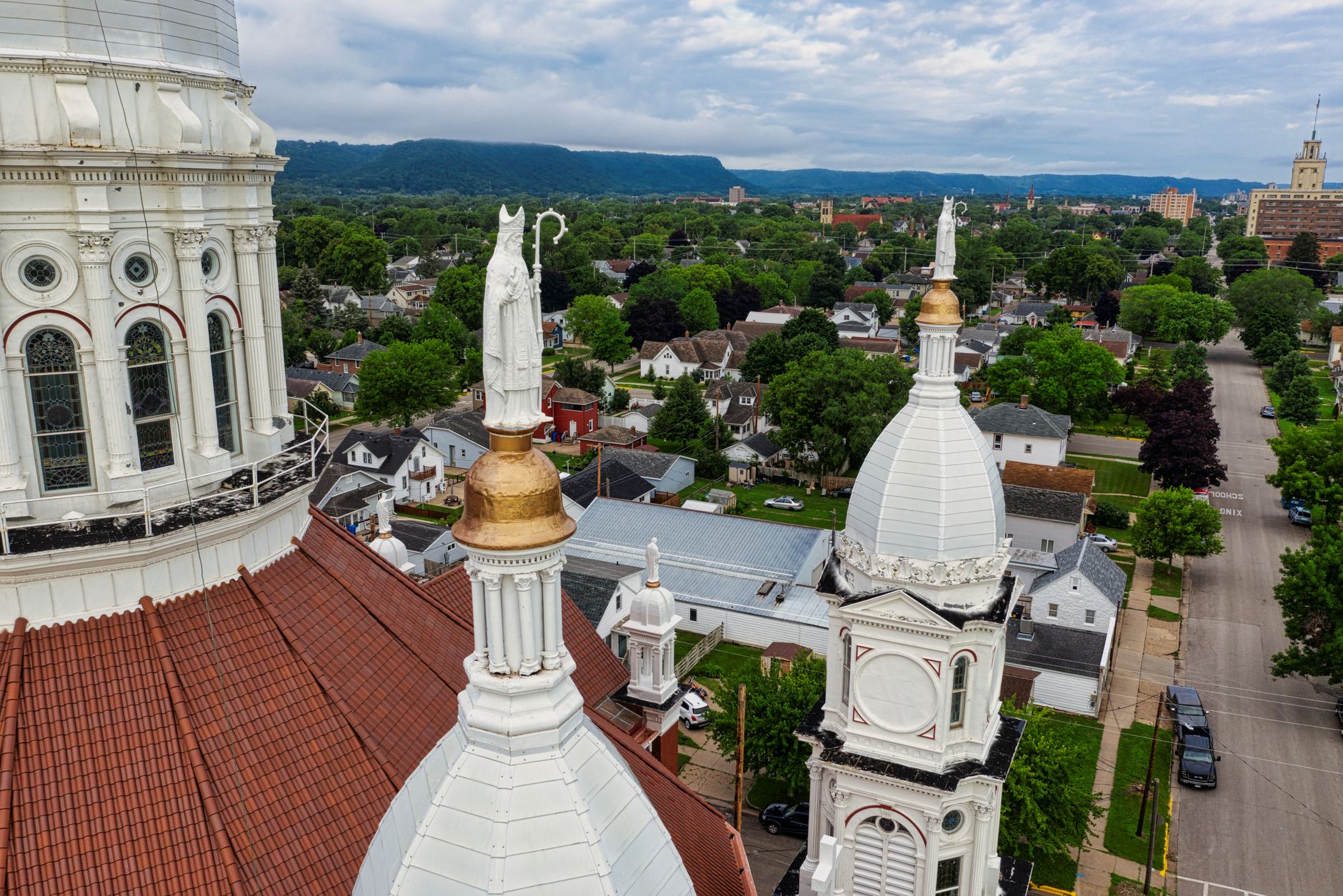 Best Neighborhoods in Clarksburg, WV for Young Professionals