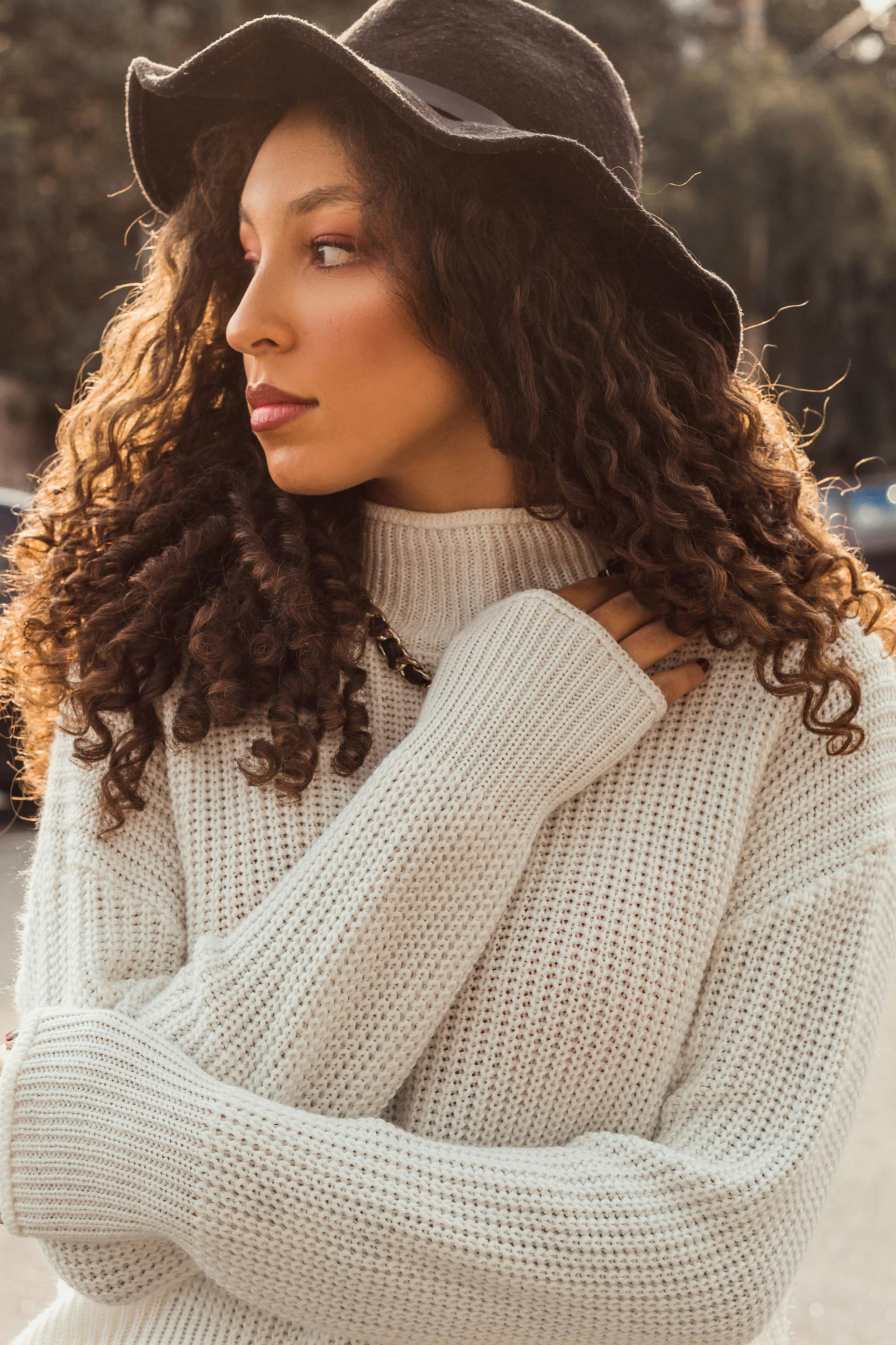 Gratis Fotos de stock gratuitas de acogedor, actitud, al aire libre Foto de stock