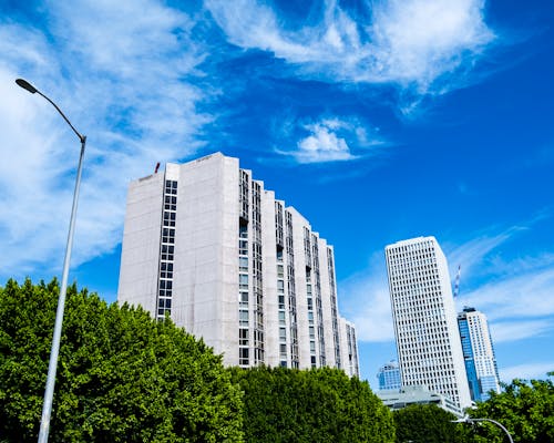 Безкоштовне стокове фото на тему «блакитне небо, будівлі, Каліфорнія»