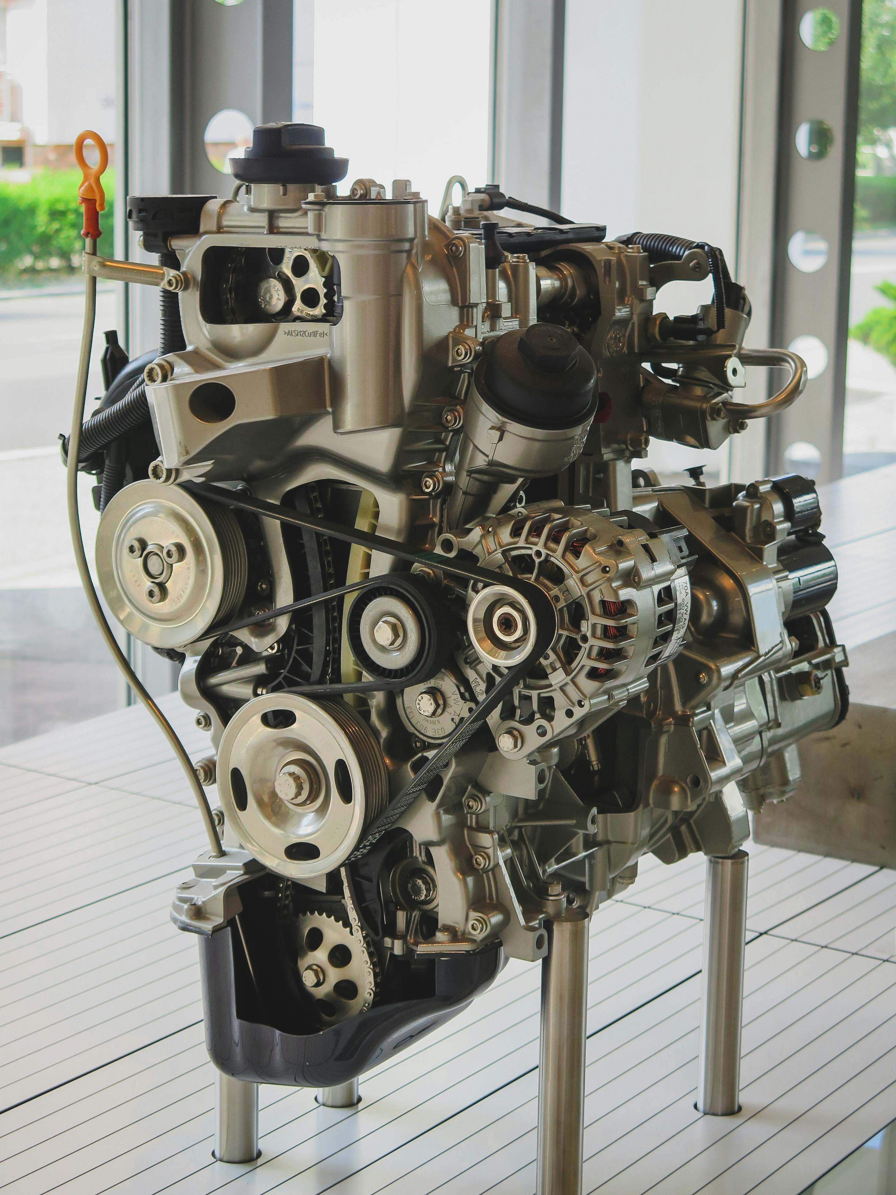 Free stock photo of car engine, cut in half, engine