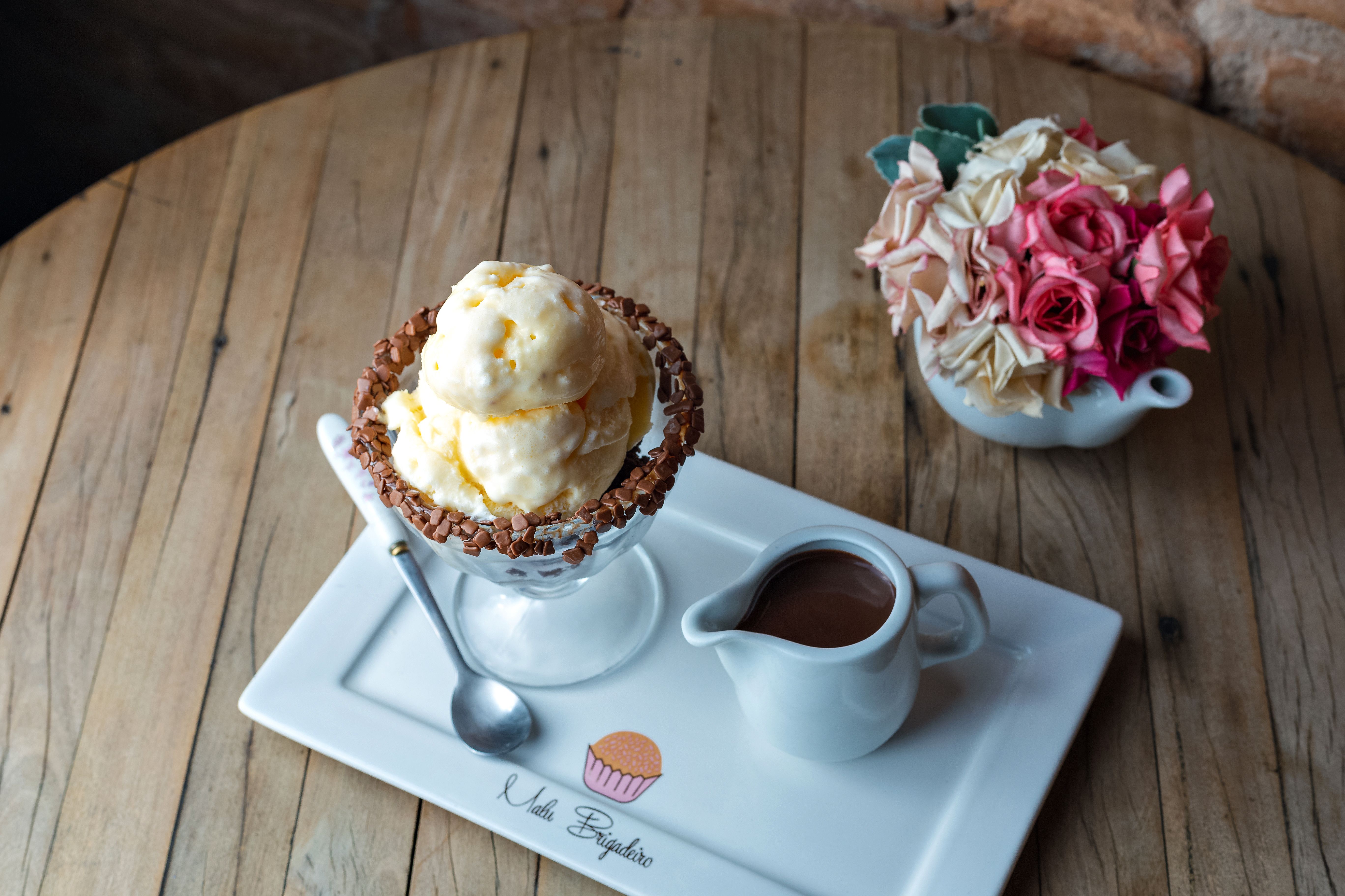 Cinnamon Ice Cream with Whipped Cream