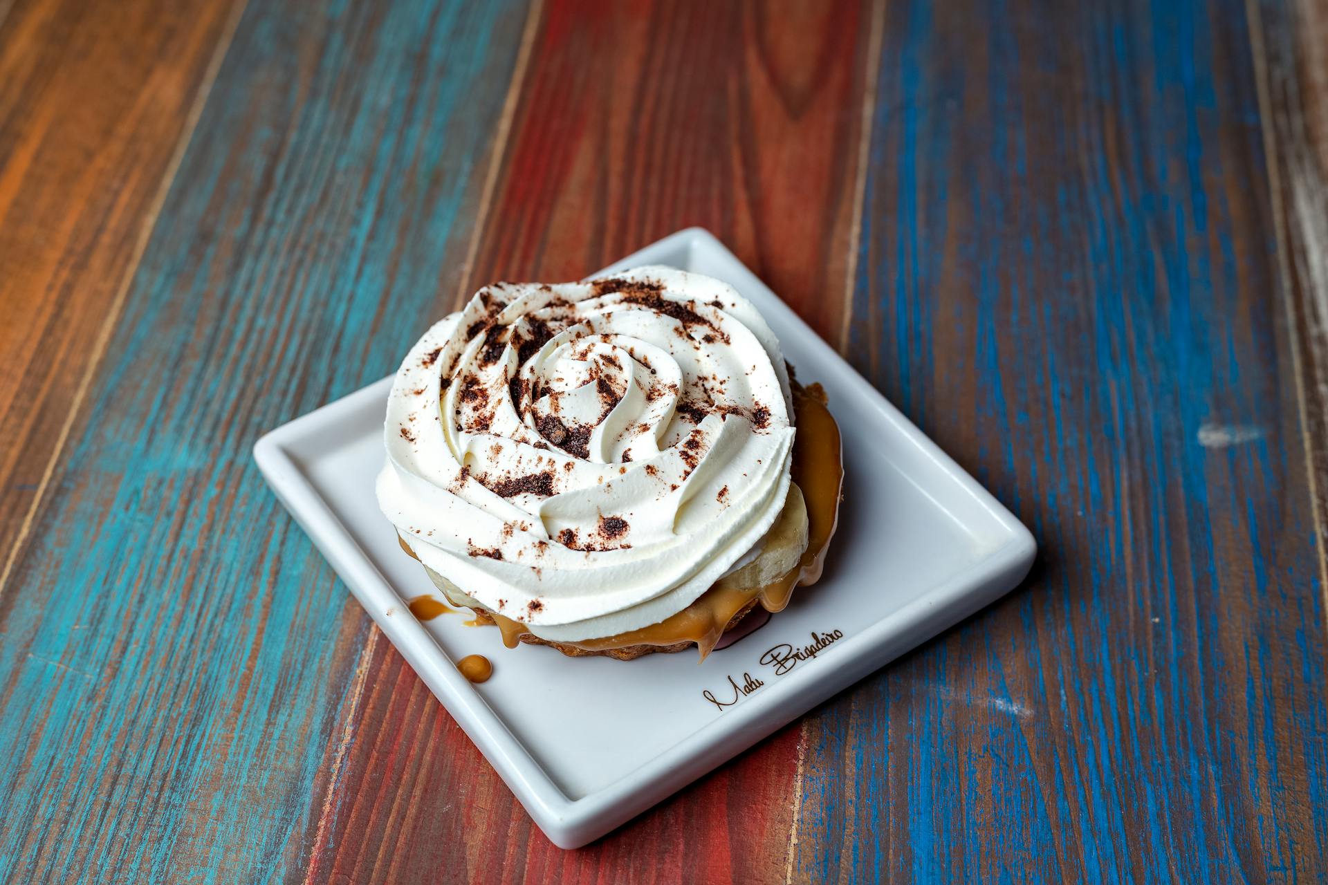 Mini Banoffee pie on Ceramic Plate