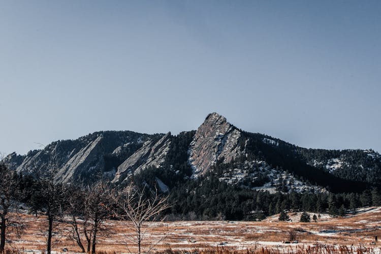 The Flatirons Mountains From Chautauqua Park, In Boulder, Colorado, USA