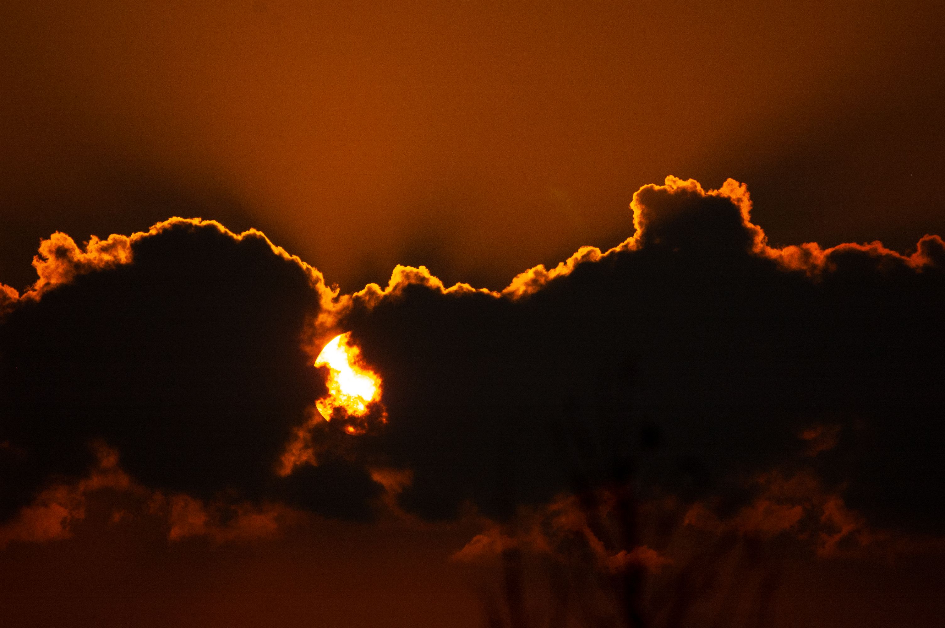 A View of a Beautiful Sunset · Free Stock Photo