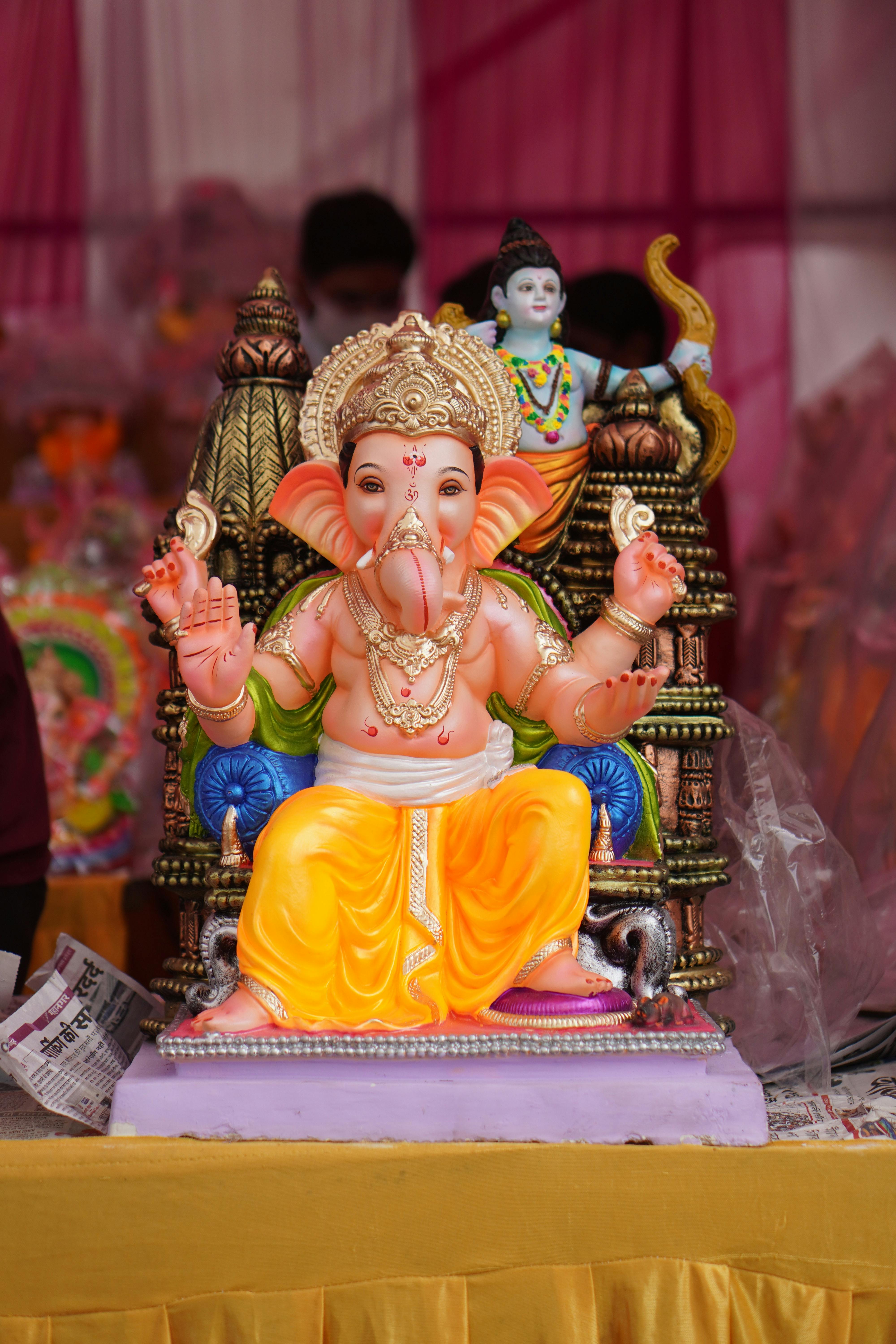 Swaminarayan Figurine · Free Stock Photo