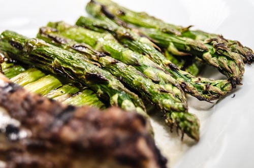 Foto stok gratis asparagus, daging, diasinkan