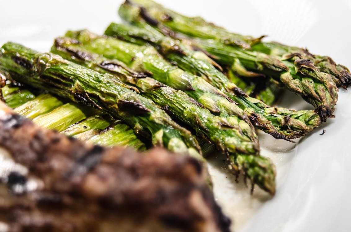 Foto stok gratis asparagus, daging, diasinkan