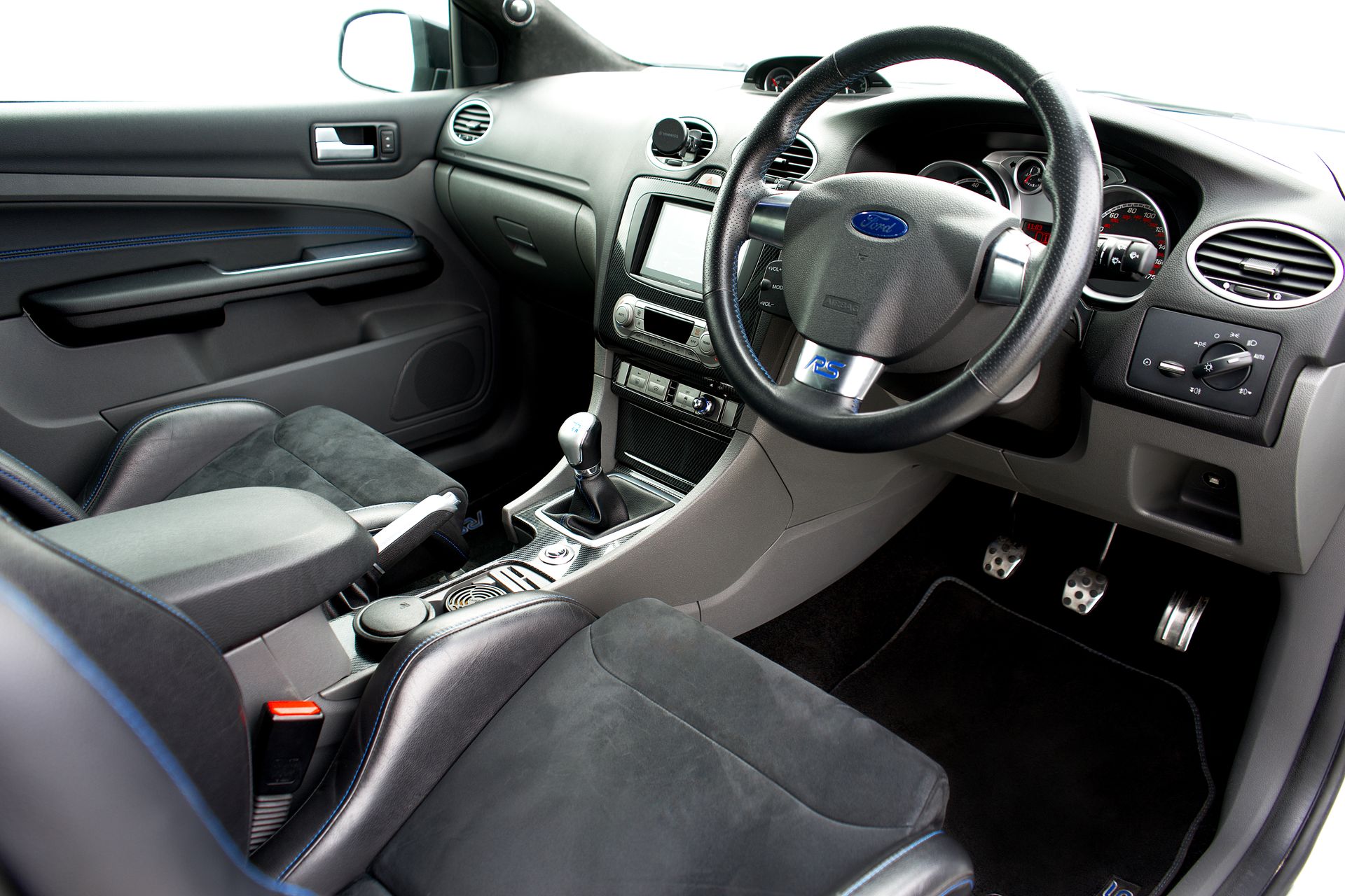 Explore the sleek and modern interior of a Ford Focus sedan featuring detailed design and style.