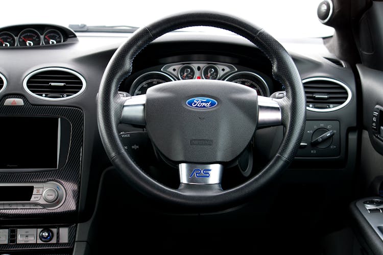 A Ford Focus Rs Steering Wheel