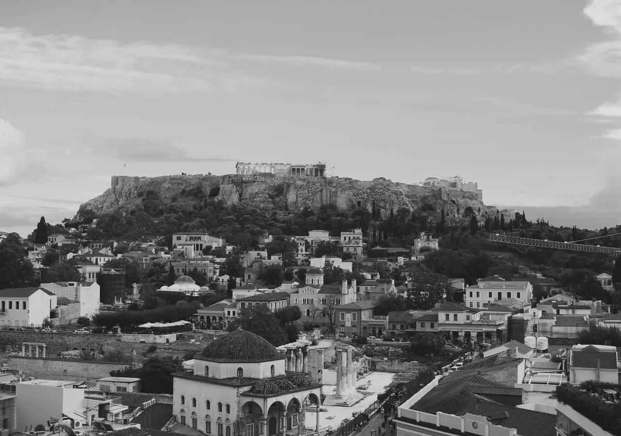 Καιρός Κυριακή 18 Οκτωβρίου: Άνοδος της θερμοκρασίας, τοπικές ομίχλες και λίγες βροχές