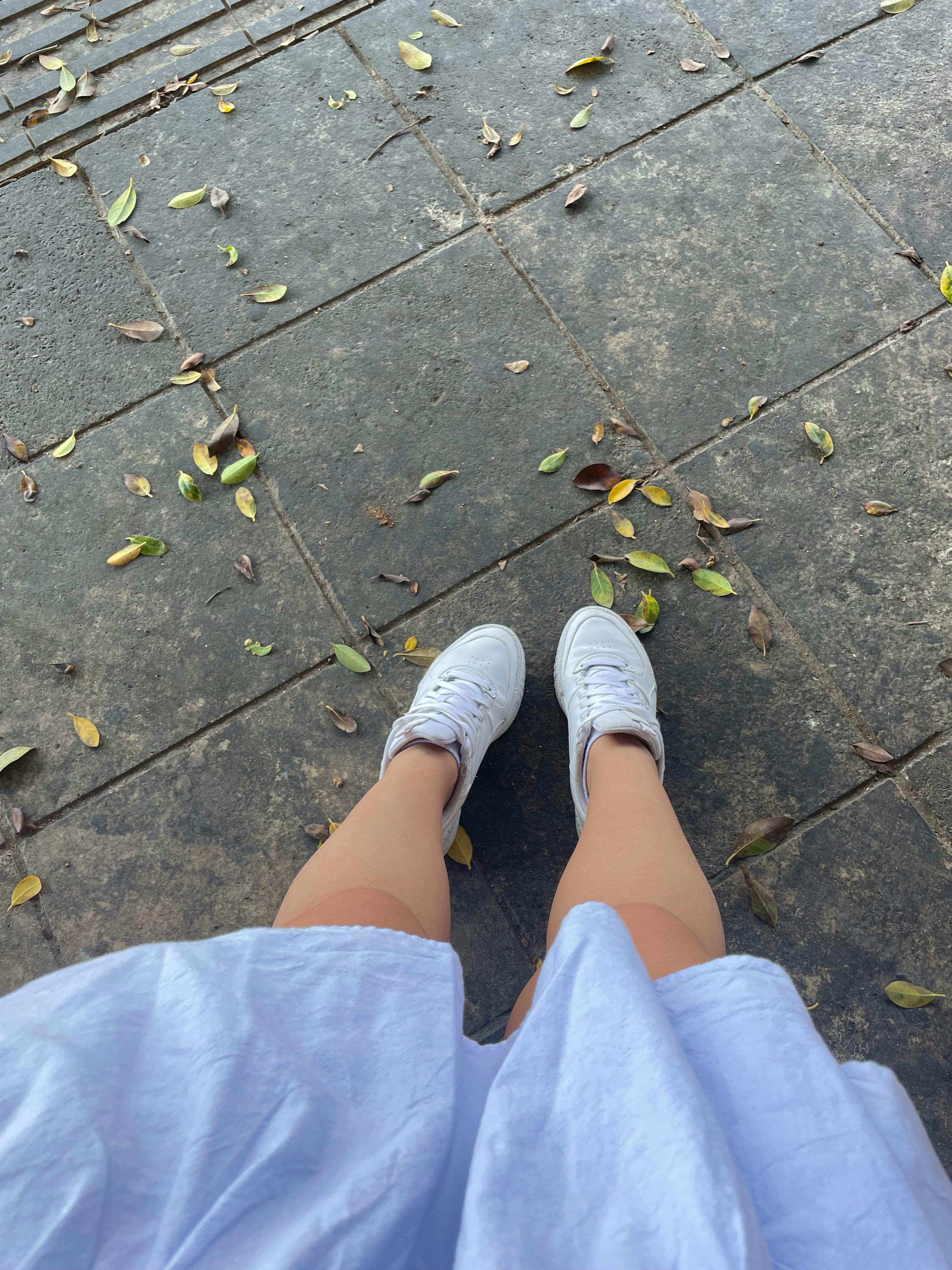 Share 126+ leg shoes images best kenmei.edu.vn