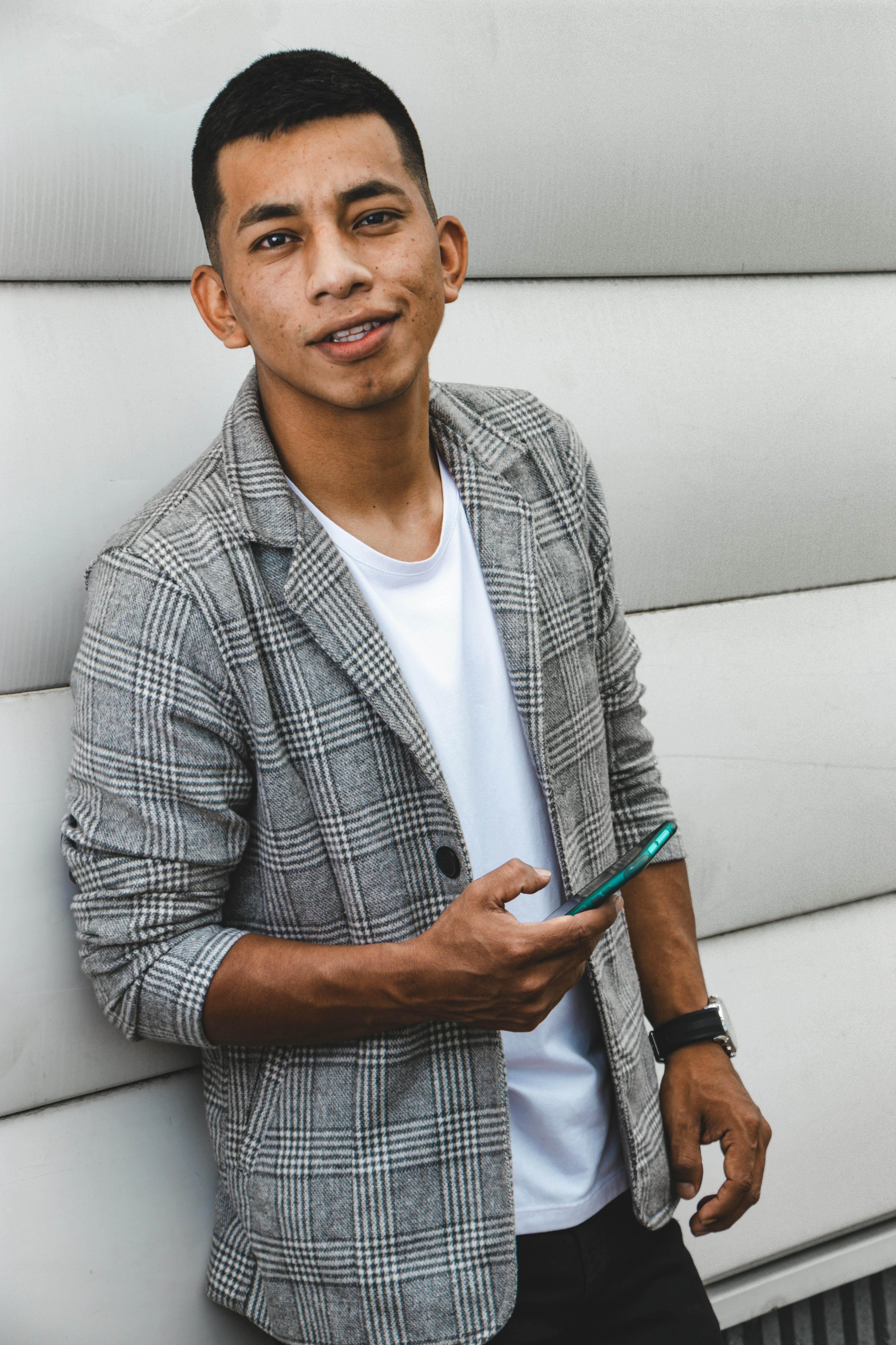 ฟรี คลังภาพถ่ายฟรี ของ การยืน, การสื่อสาร, การแสดงออกที่เป็นมิตร คลังภาพถ่าย