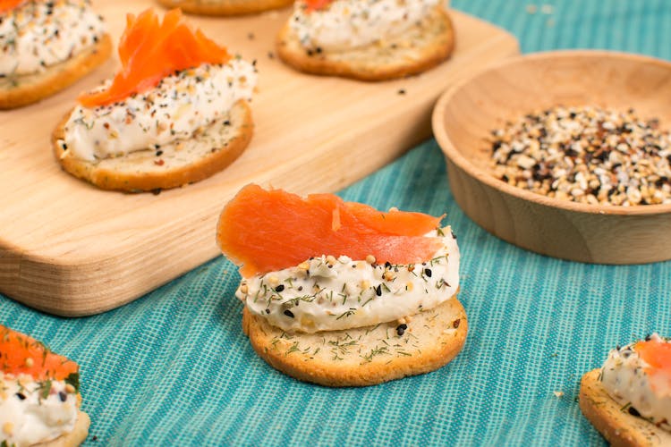 Roasted Toast With Cream And Salmon