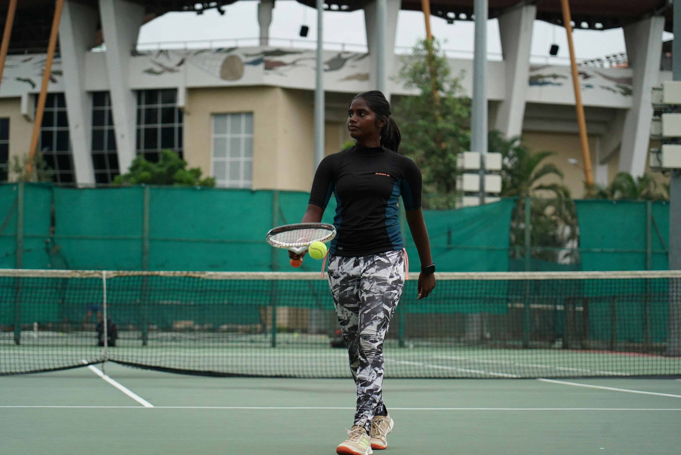 Tennis leggings with outlet ball