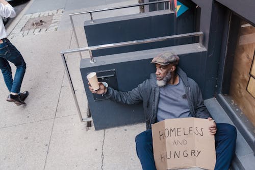 Gratis lagerfoto af afroamerikansk mand, fattig, fattigdom