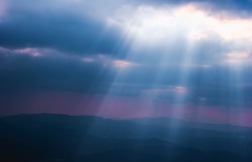 Δωρεάν στοκ φωτογραφιών με Ακτίνες ηλίου, απόγευμα, αυγή