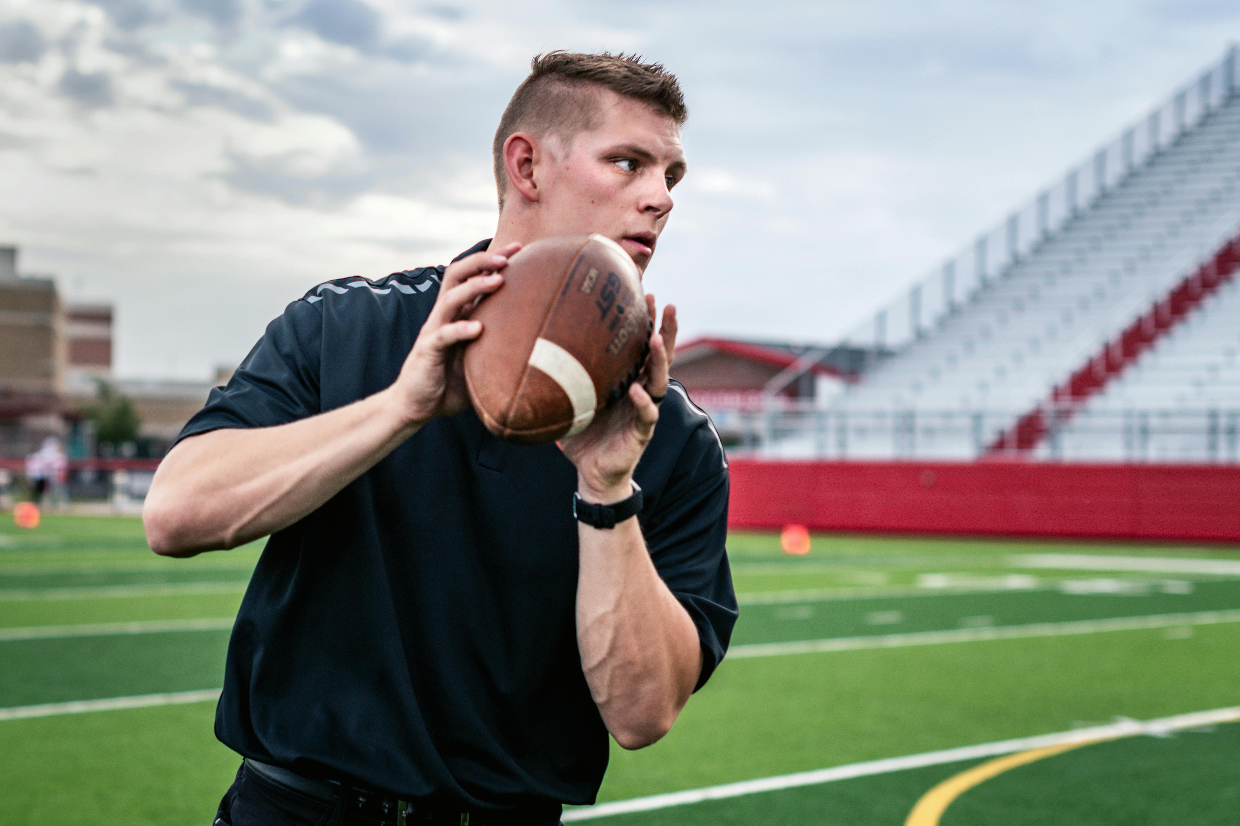 The Ideal Rookie Fantasy Football Mock Draft from 1st Overall — Photo by Tim Mossholder on Pexels