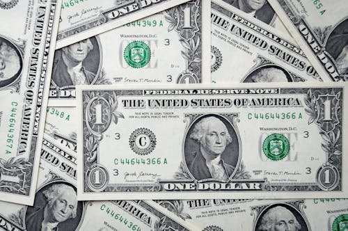 Kostnadsfri bild av amerikanska dollar, besparingar, dollarräkningar