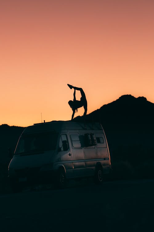 Kostenloses Stock Foto zu automobil, fahrzeug, flexibel